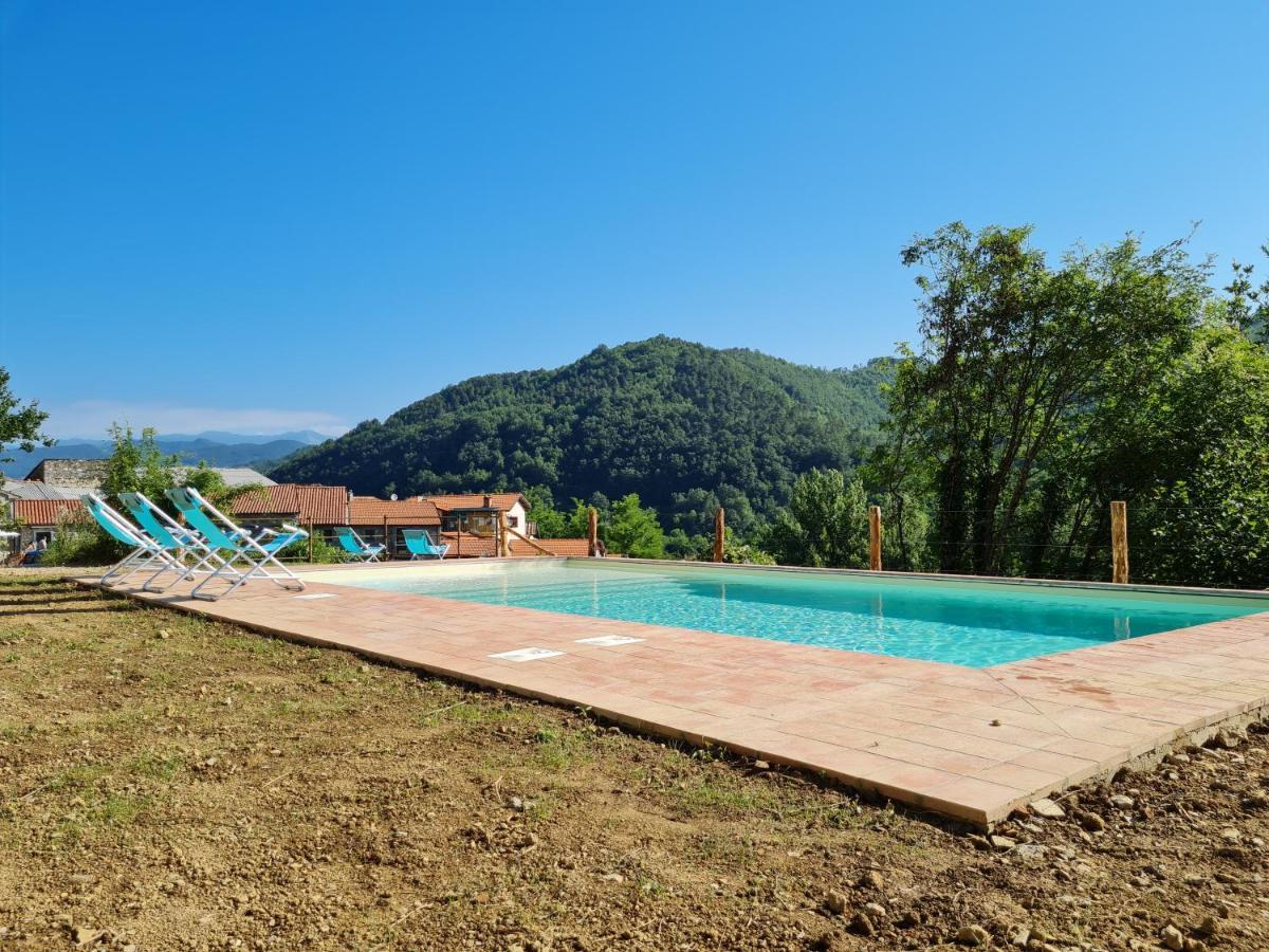 Le Case Nel Borgo Fivizzano Exterior photo