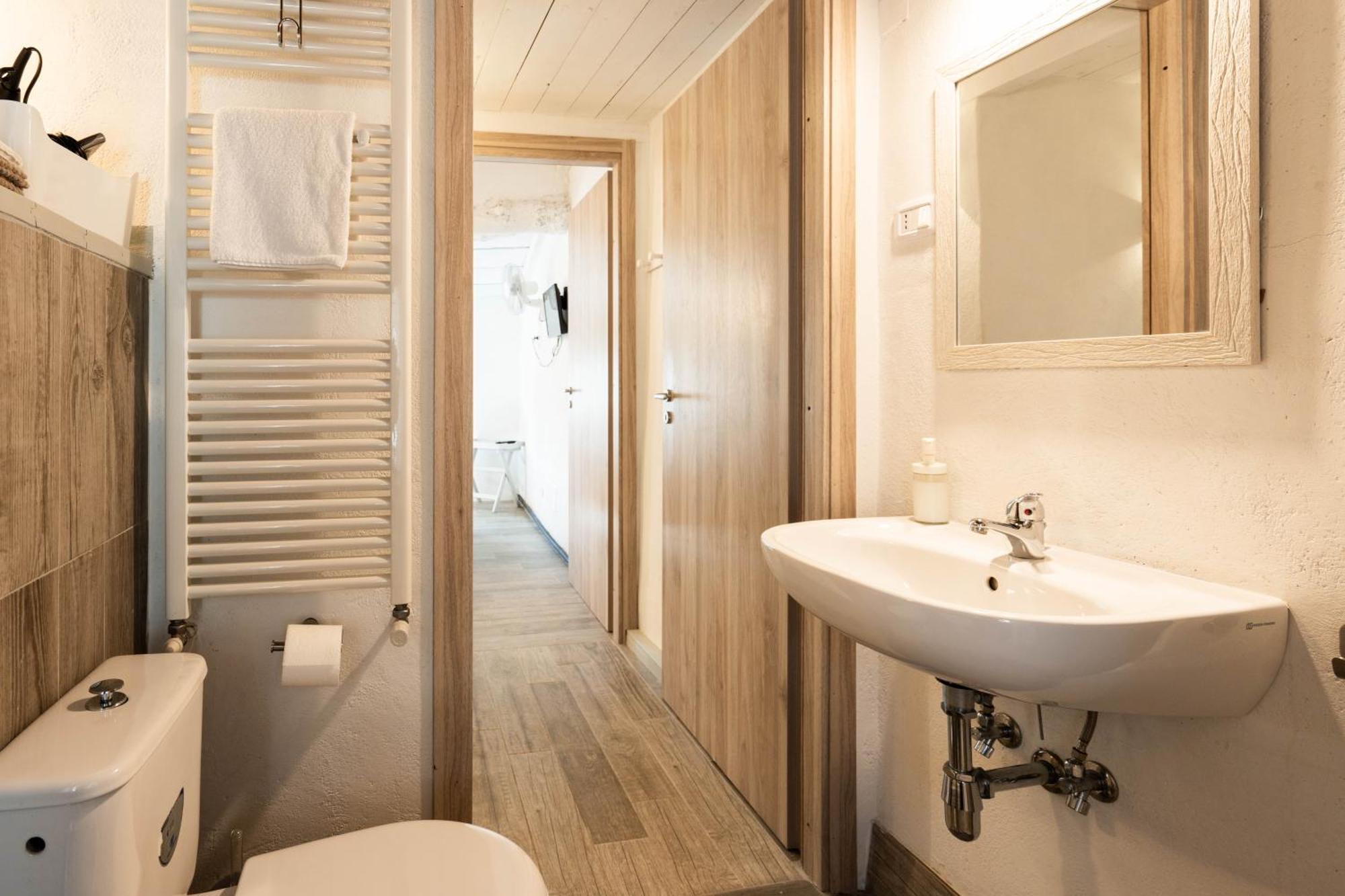 Le Case Nel Borgo Fivizzano Exterior photo