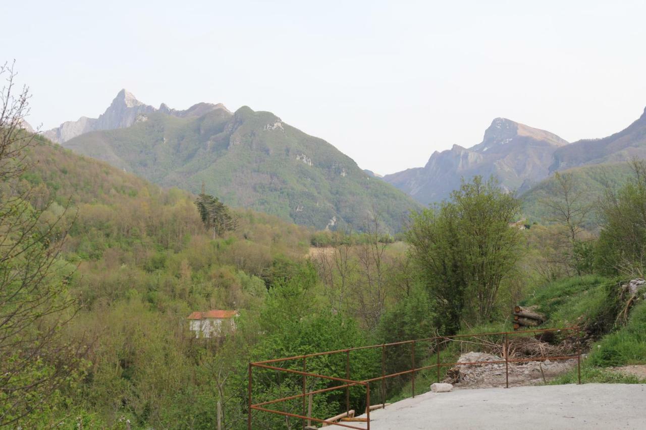 Le Case Nel Borgo Fivizzano Exterior photo